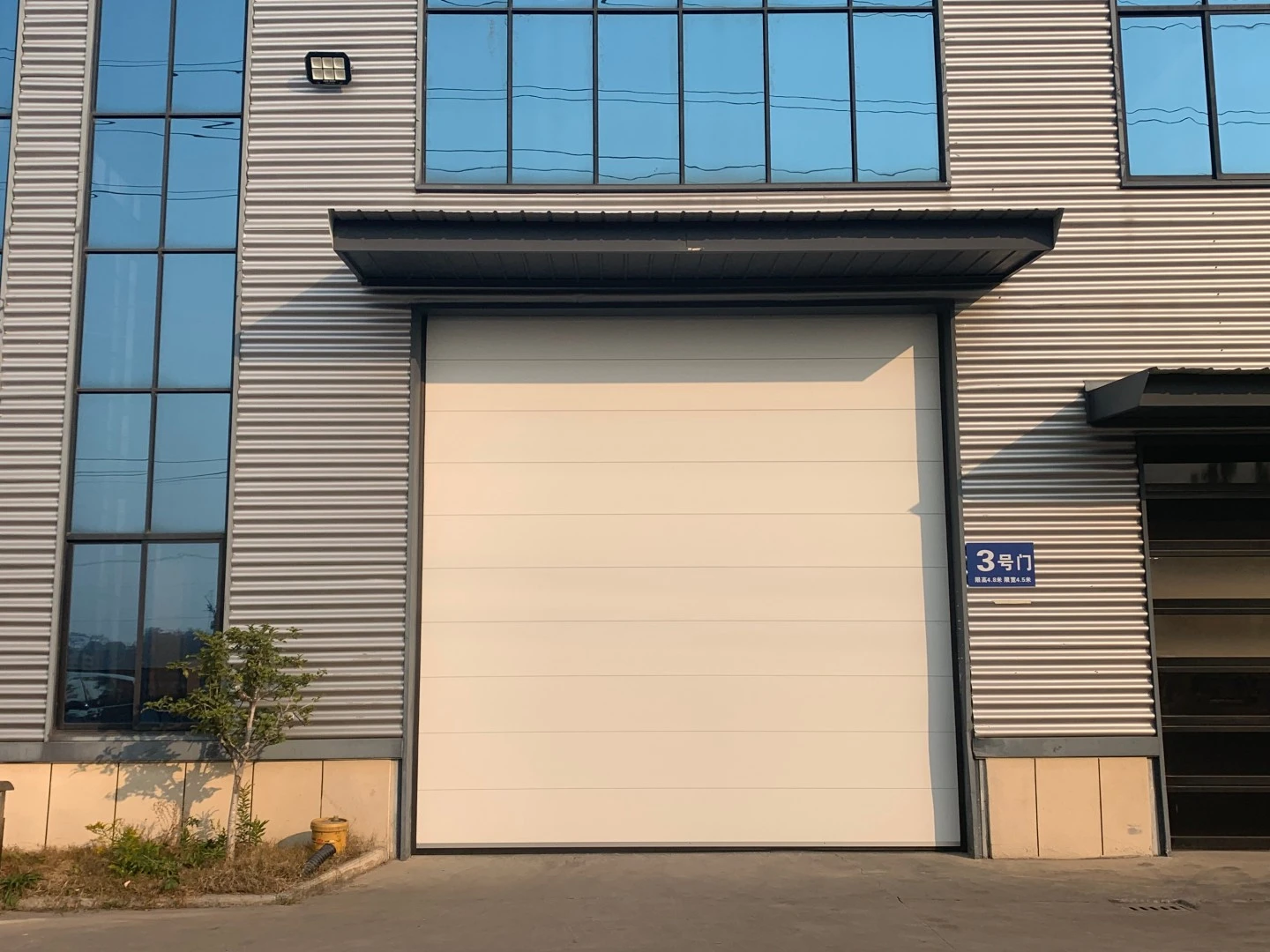 安必信工业门雅安服务站生产基地